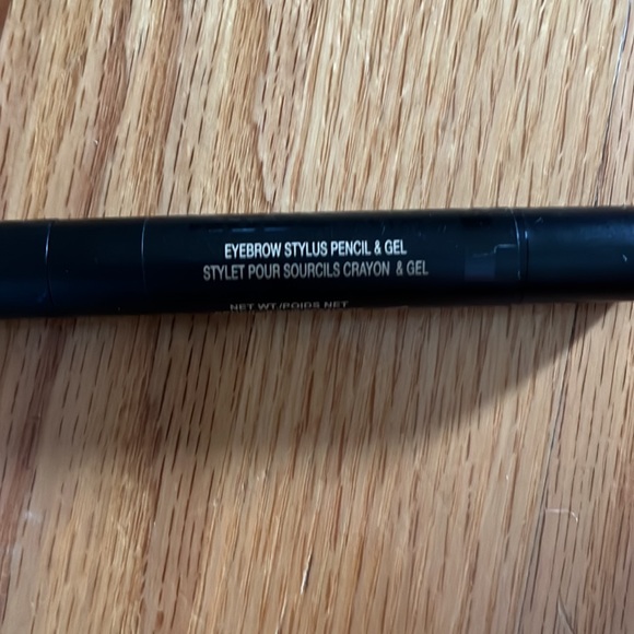 Nudestix eyebrow pencil and gel - Picture 4 of 7